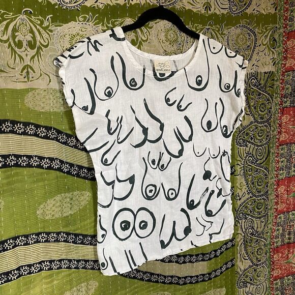 Gravel & Gold White/ Green Linen Boobs Print Taurus Top Size Small - Picture 8 of 14